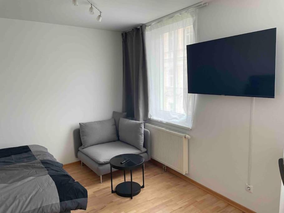 Apartment Next To Mariahilferstrasse Vienna Esterno foto